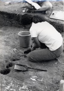 Indian Fort0001 Student excavating postmolds at Indian Fort Road site